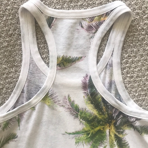 Palm Tree Razor back Chaser Tank - Picture 5 of 5